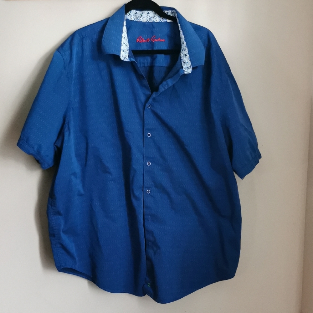 Robert Graham Casual Blue Button Down Shirt